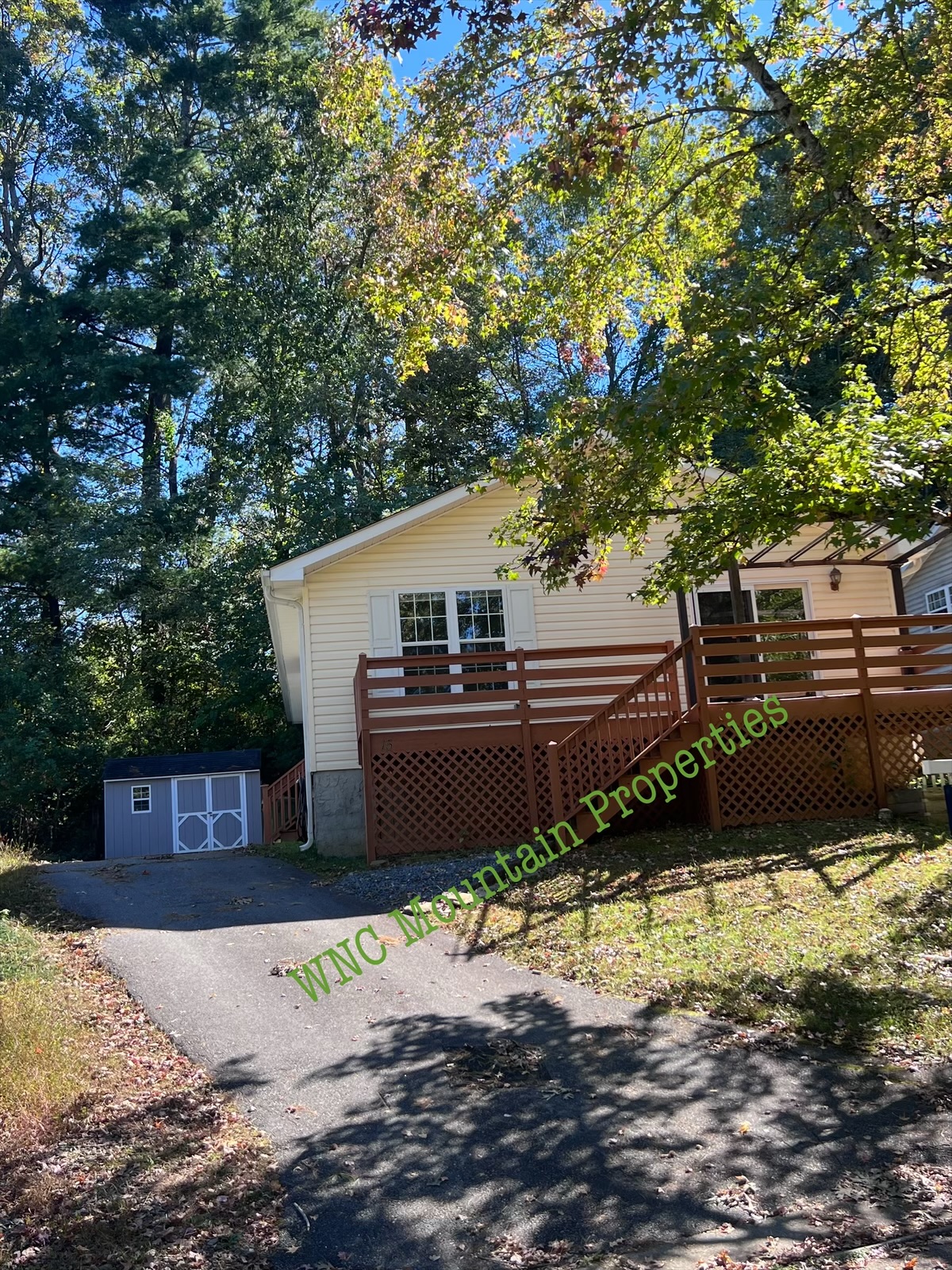 15 Dawson Place